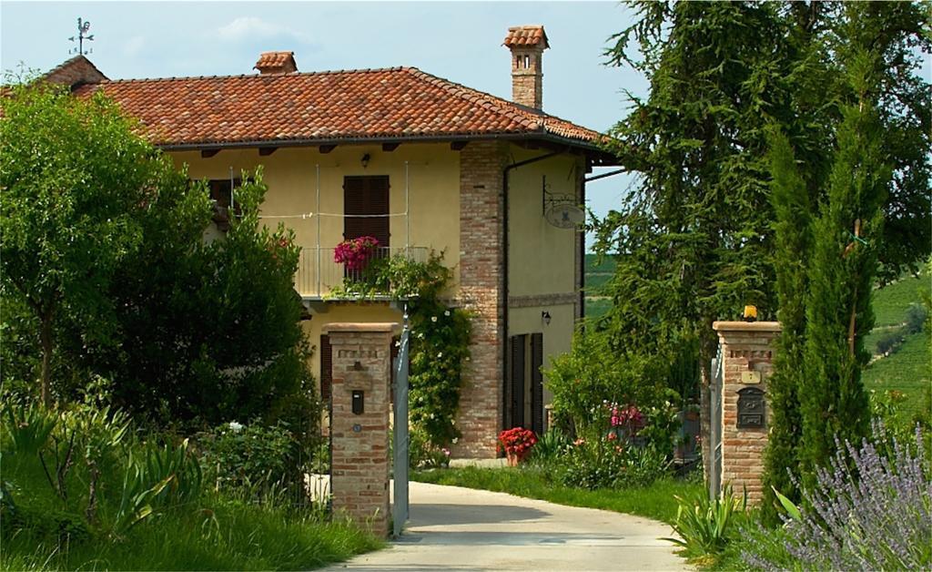 Agriturismo Tre Stelle 바르바레스코 외부 사진