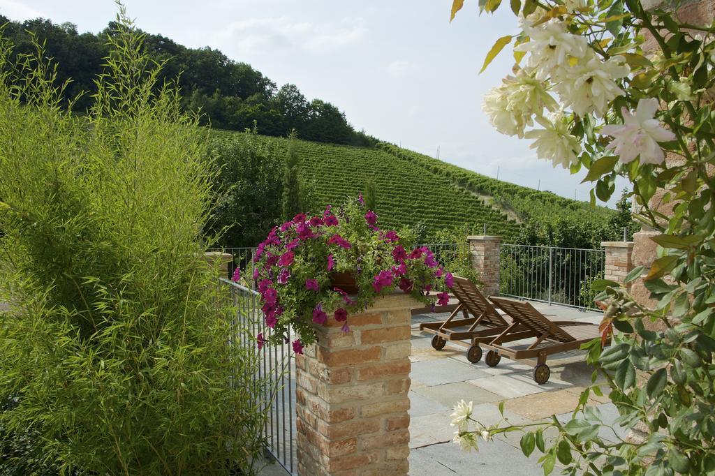 Agriturismo Tre Stelle 바르바레스코 외부 사진