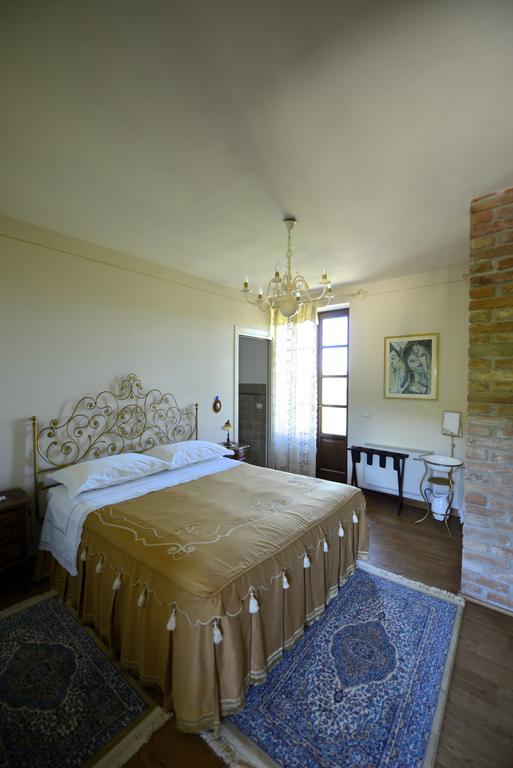 Agriturismo Tre Stelle 바르바레스코 객실 사진